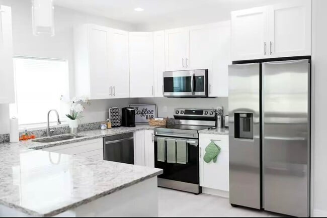 Photo - 2700 Nokomis Ave