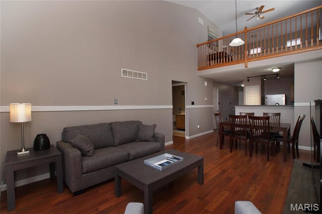 Photo - 619 Timber Creek Trail