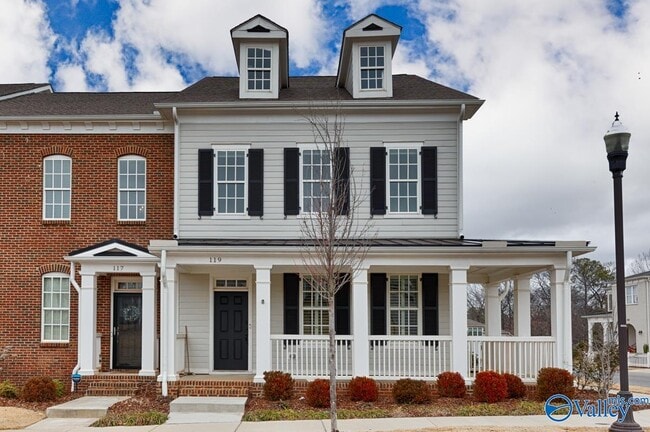 Building Photo - 119 Bienville St