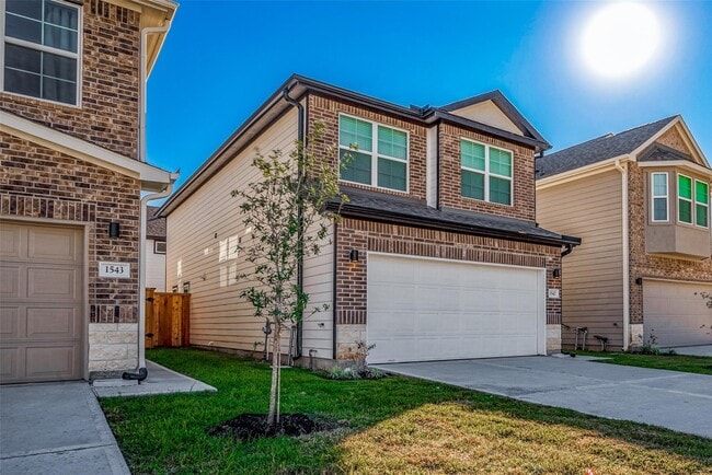 Photo - 1547 Revolution Way