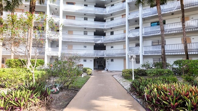 Photo - 4640 Lucerne Lakes Blvd W Unit 502