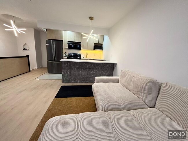Building Photo - 30-42 50th Street Rental