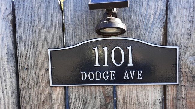 Photo - Elevate Your Lifestyle, Stunning 3-Bedroom Loft in Evanston