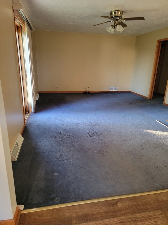 Photo - 4453 E Cedar Rd
