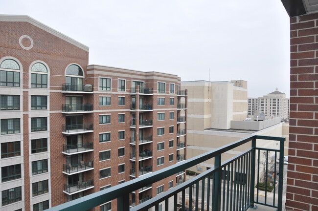 Photo - 770 Pearson St Condo Unit 801