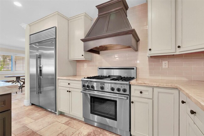 Photo - 14701 SW 63rd St