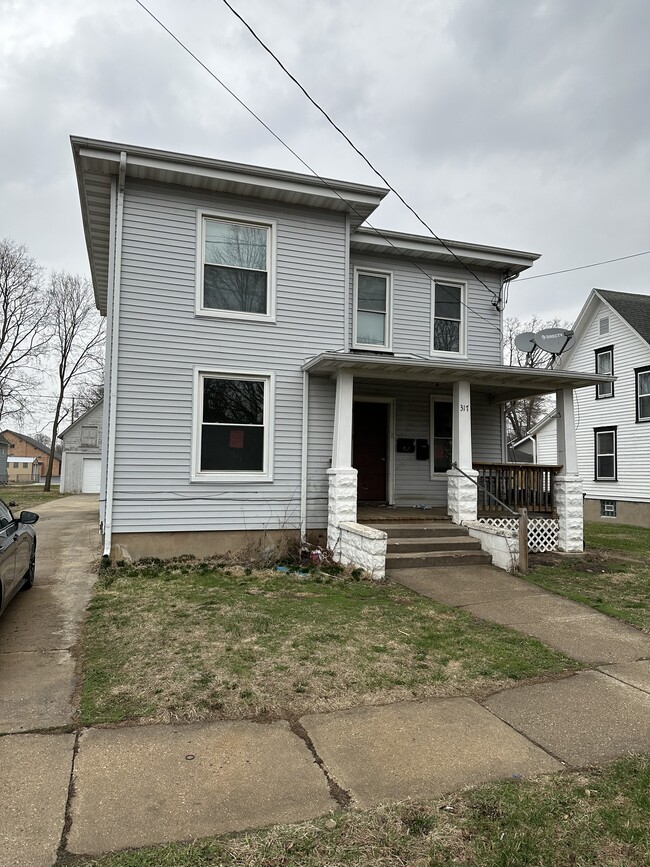 Photo - 317 Highland Ave Apartments