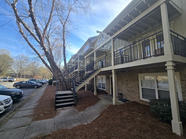 Photo - 490 S Barnett Shoals Rd