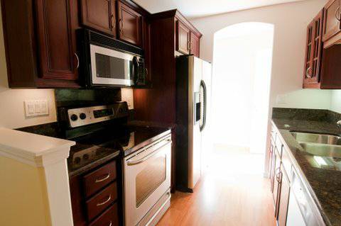 Building Photo - 54TH ST - Beautiful 1/1 Condo w Patio, Sta...