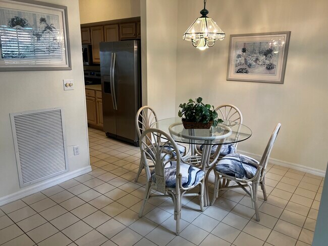 Dining - 9850 Costa Mesa Ln Unit 712
