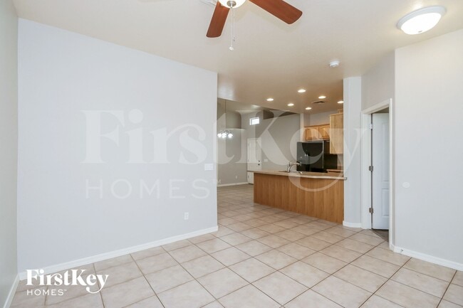 Photo - 113 N Warren St