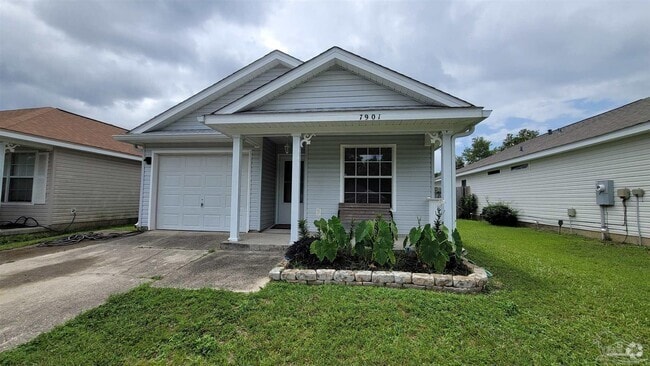 Building Photo - 7901 Heirloom Dr Rental