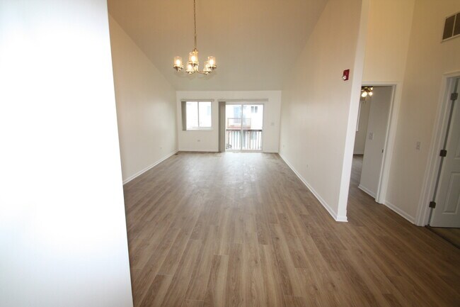 Photo - 2969 Saganashkee Ln