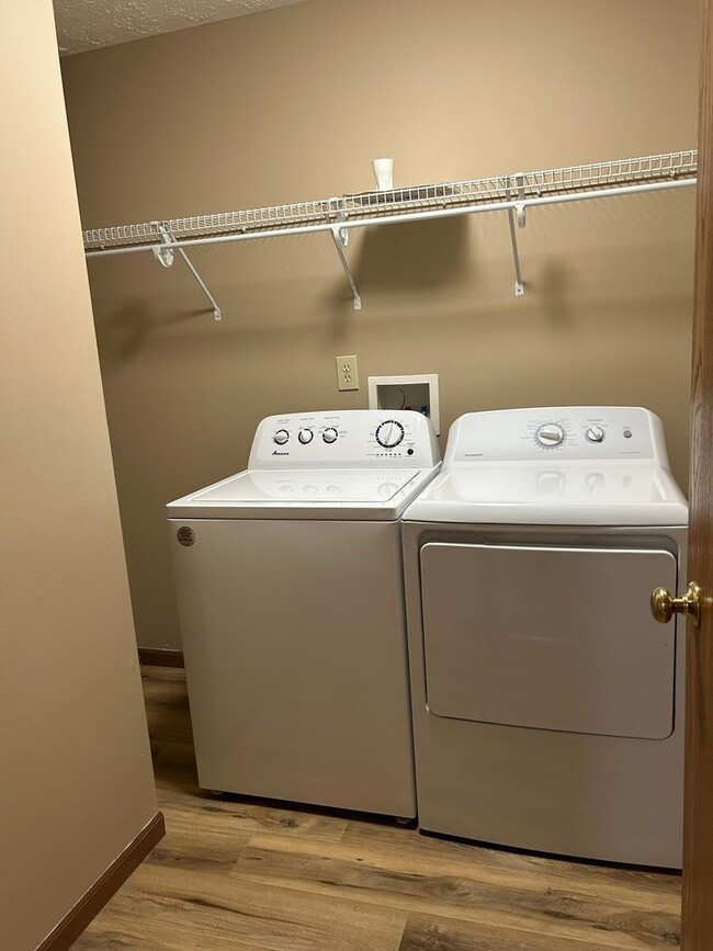 Photo - 3868-3872 Ledyard St.