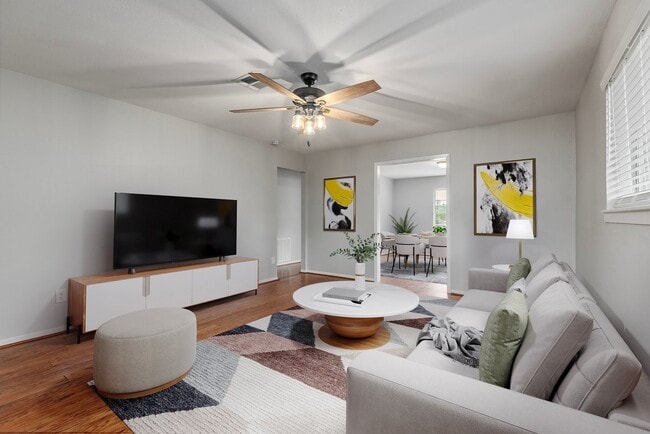 Photo - 29414 Sedgefield St