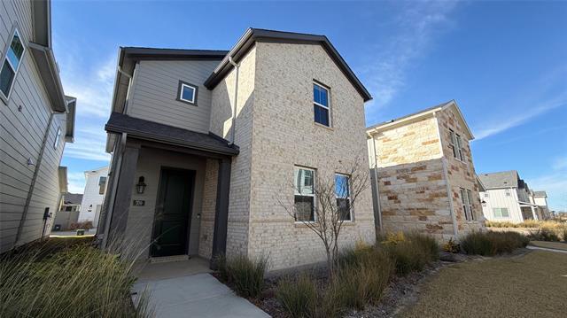 Building Photo - 709 16th St