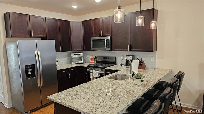 Photo - 260 W Main St Unidad 9