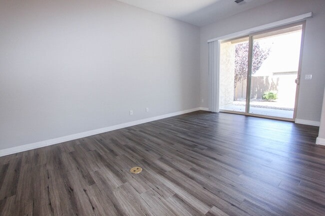 Photo - Granville - 3 bedroom home