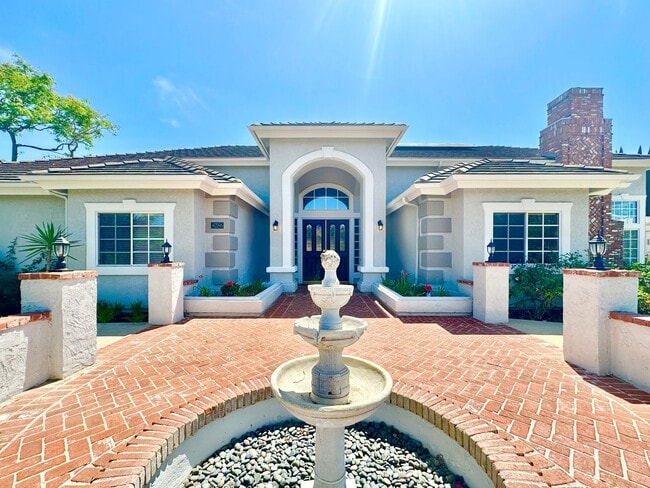 4286 La Canada Rd