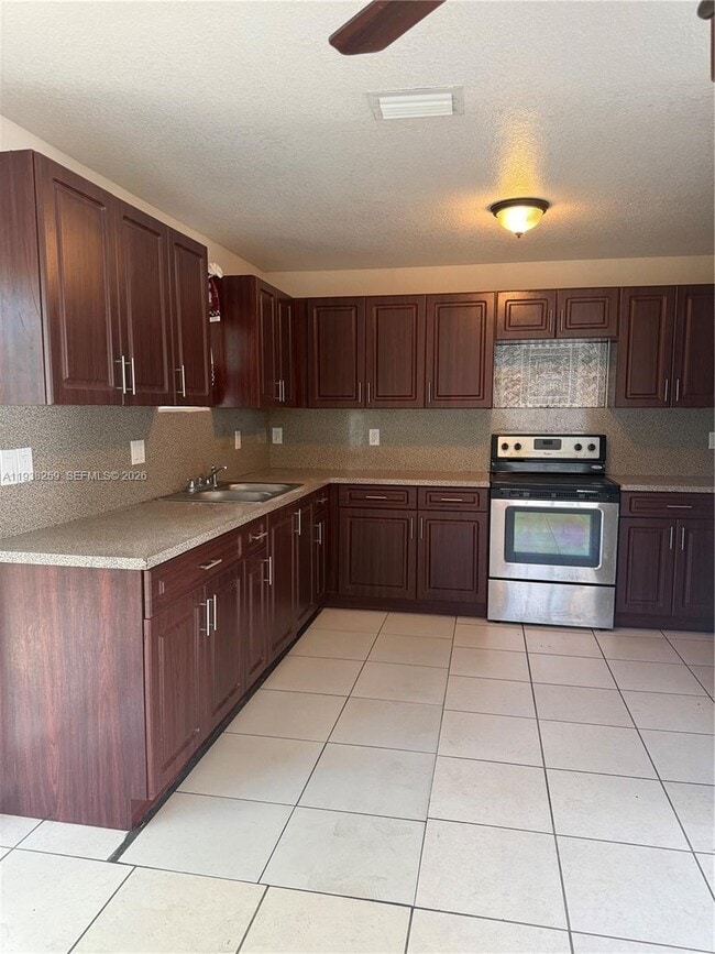 Photo - 1330 NW 7th Ct