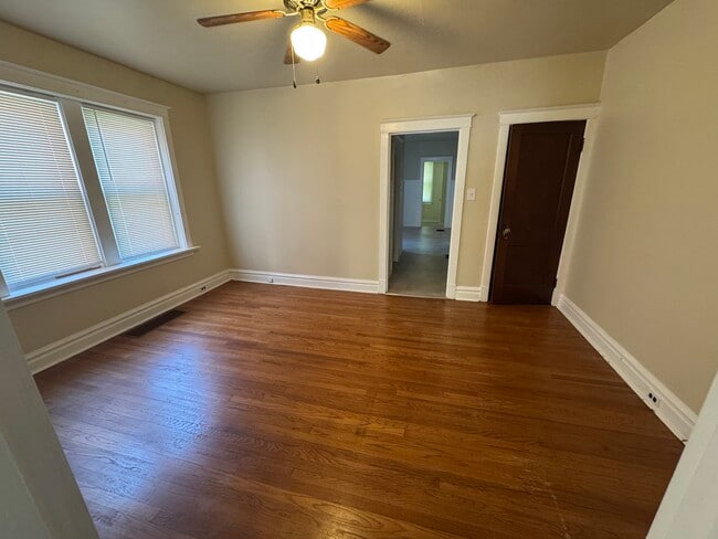 4600 Quincy St Unit 2E