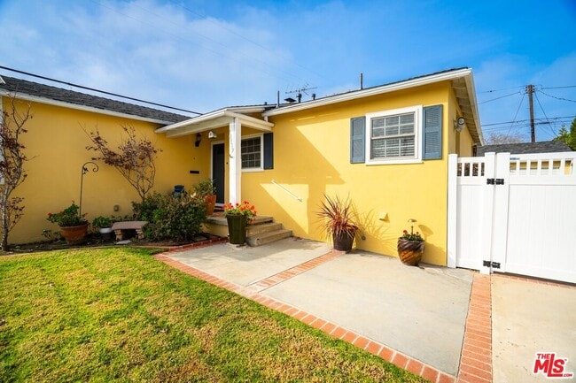 Photo - 12719 Rose Ave