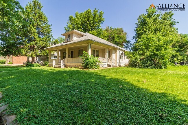 Photo - 1010 Osage St Unit 1