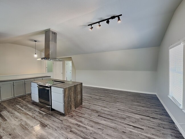 Photo - Private Back Unit Living with a Touch of Country Charm!