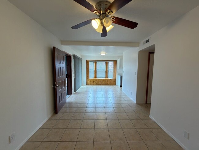 Photo - 1307 Rufina Ln Unidad 1