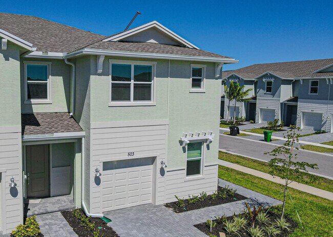Photo - 503 Rivergrass St