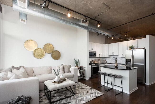 Photo - 519 N Clark St Unit 3c