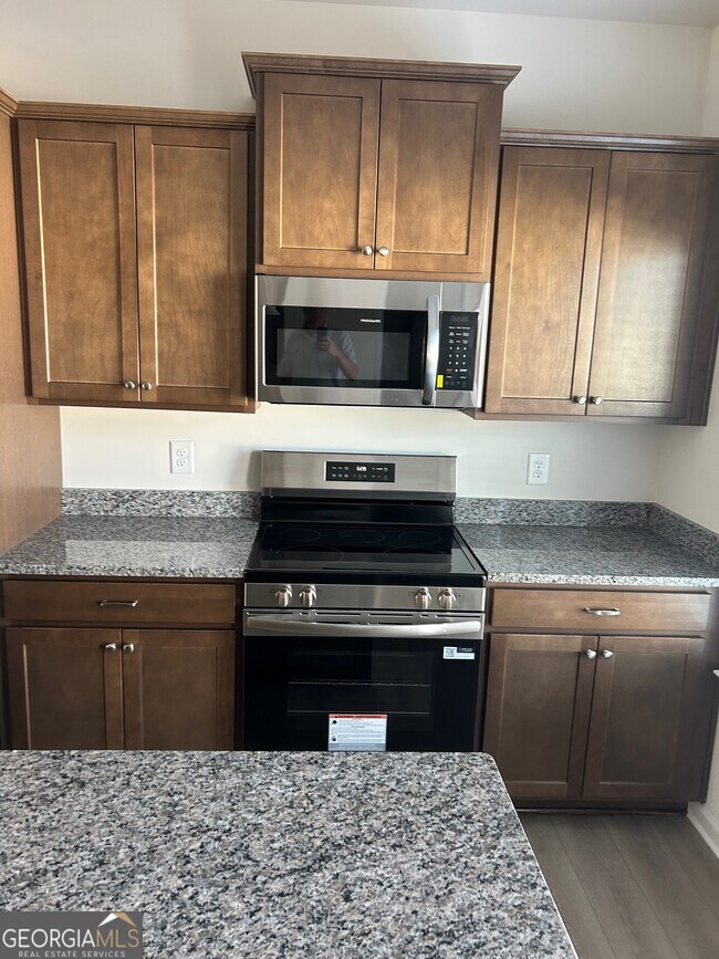 Photo - 77 Professional Pl