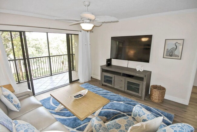 Photo - 1001 Seafarer Cir Unit 303