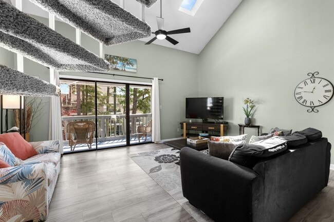 Photo - Free Utilities!! Seasonal Rental Available... Unit 33-H