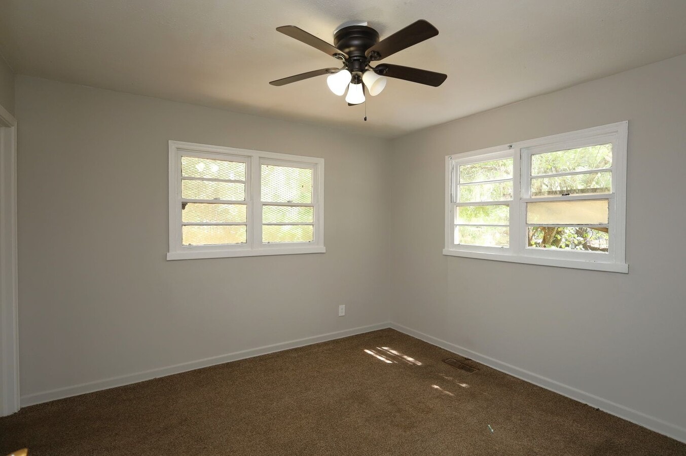 Photo - 604 E Brookwood Dr