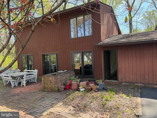 Photo - 11627 Pine Tree Dr