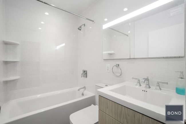 433 West 43rd Street