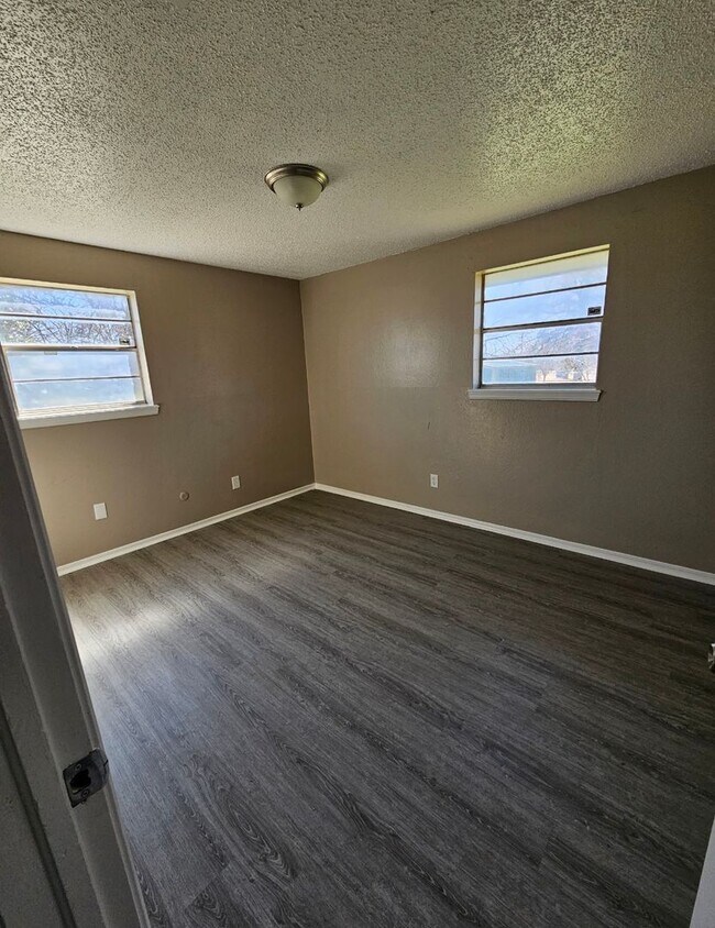 Photo - 4 Bedroom House Available in OKC