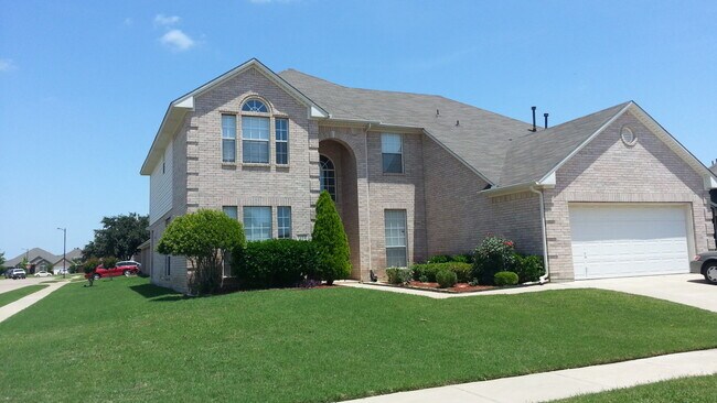 Photo - 1205 Carina Dr Casa