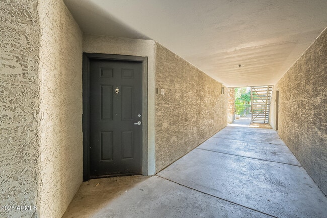 Photo - 2025 E Campbell Ave