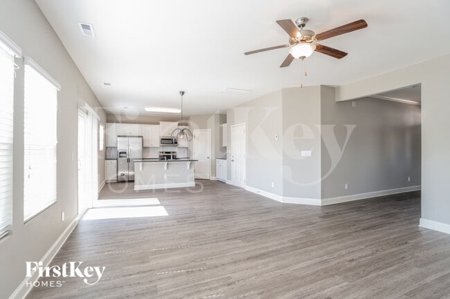 Photo - 9221 Evans Creek Ct