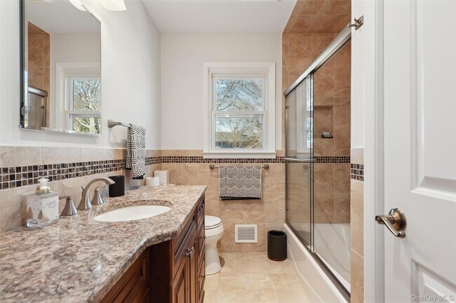 36 Nautilus Dr