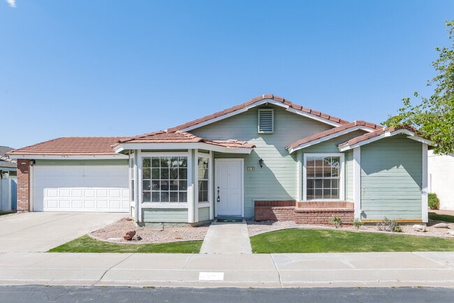 Building Photo - 1616 N Alta Mesa Dr Rental