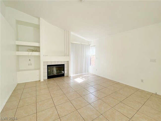 Photo - 873 Prairie Grass Dr