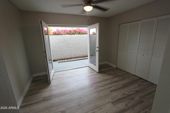 Photo - 850 S River Dr