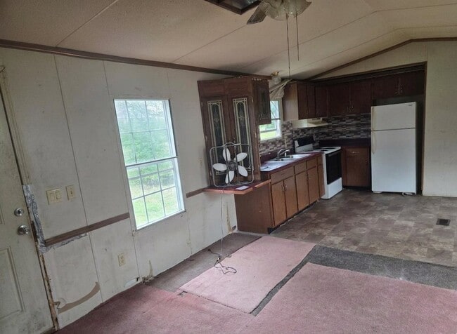 Photo - 11 Jacob Ln