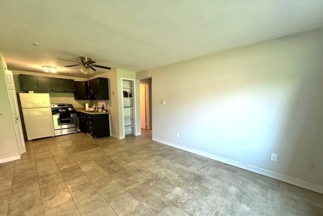 Photo - 109 Warren St Unit 3