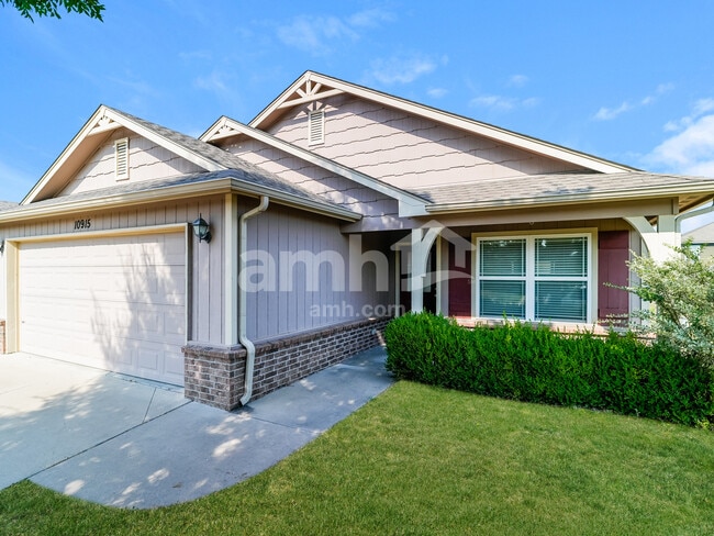 Building Photo - 10915 N 118th E Ave Rental