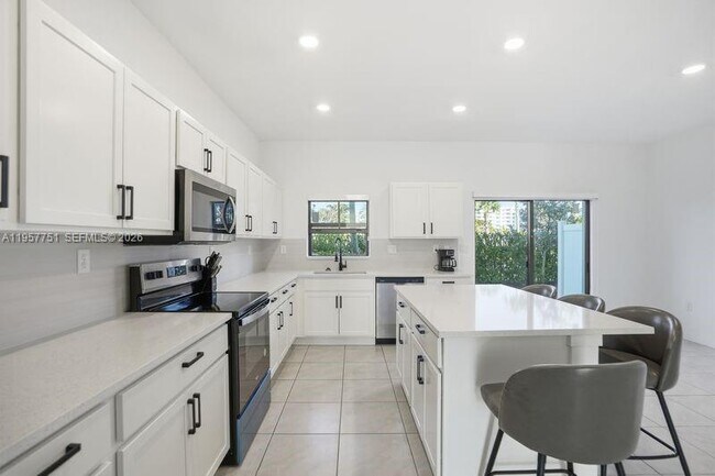 Photo - 816 NW 3rd Terrace