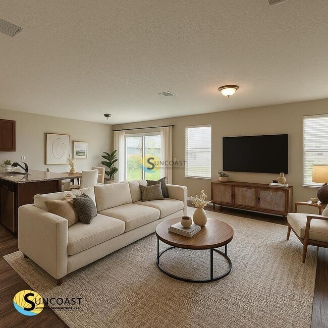 Photo - 8012 Hastings St